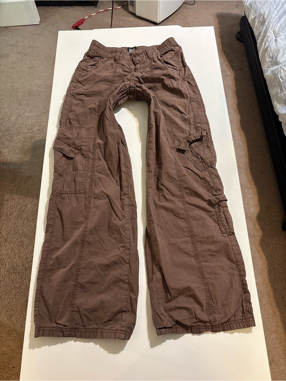 Brown BDG y2k cargo pants in XS